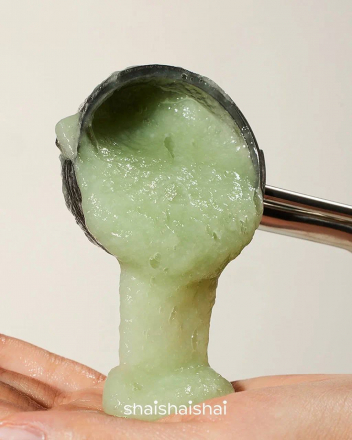 Пилинг энзимный для лица и тела с BHA-кислотой и центеллой Shaishaishai Green Papaya Body and Face Peeling Cleanser
