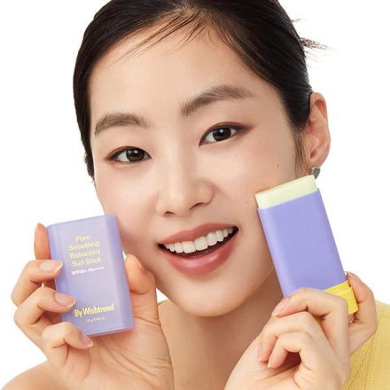 Солнцезащитный стик матирующий By Wishtrend Pore Smoothing Bakuchiol Sun Stick SPF50+ PA++++