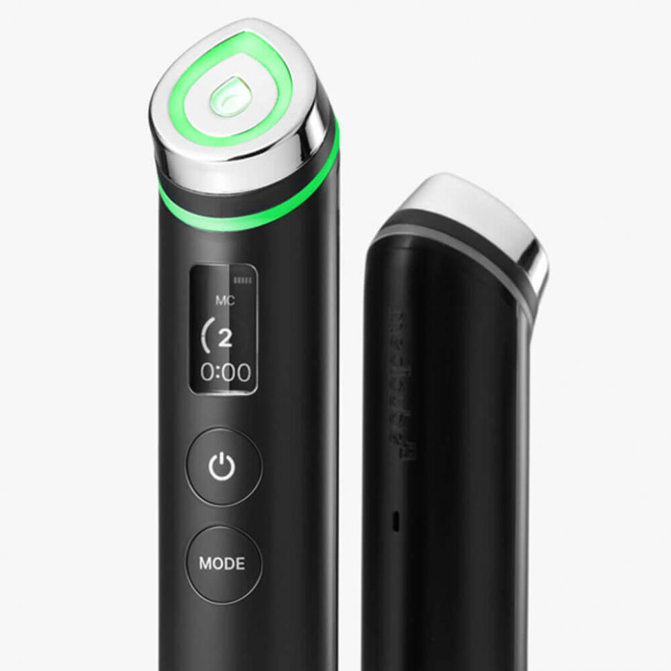 Микротоковый аппарат для ухода за кожей Medicube Age-R Booster Pro