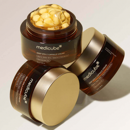 Крем для лица капсульный осветляющий Medicube Deep Vita C Capsule Cream