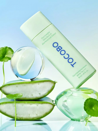 Солнцезащитная сыворотка для лица с экстрактом центеллы Tocobo Cica Calming Sun Serum SPF50+ PA++++