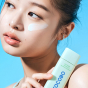 Солнцезащитная сыворотка для лица с экстрактом центеллы Tocobo Cica Calming Sun Serum SPF50+ PA++++