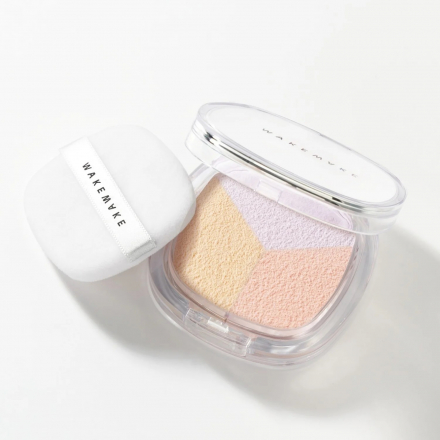 Матирующая пудра трёхцветная Wakemake Stay Fixer Multi Color Powder 02 Light Skin
