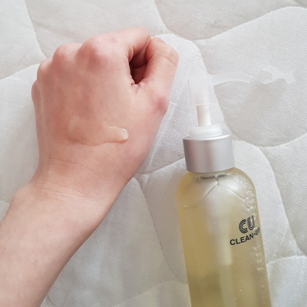 Пенка для умывания увлажняющая CU Skin Clean-Up Hydro Foam Cleanser