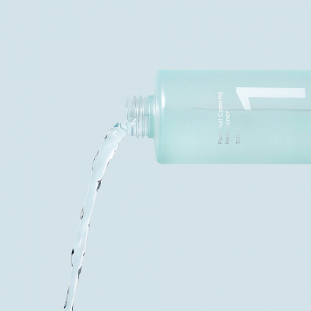 Тонер для лица успокаивающий с центеллой и комплексом трав Numbuzin No.1 Pure-Full Calming Herb Toner