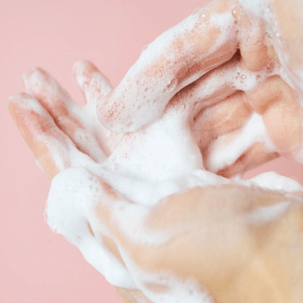 Пенка для умывания для сужения пор Skin 1004 Madagascar Centella Poremizing Deep Cleansing Foam