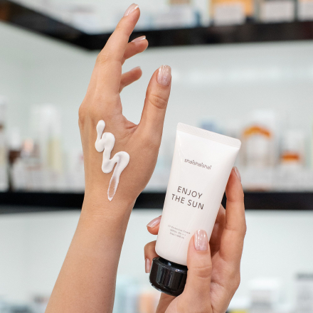 Солнцезащитный крем Shaishaishai Enjoy The Sun UV Protection Cream SPF50+ PA++++ 