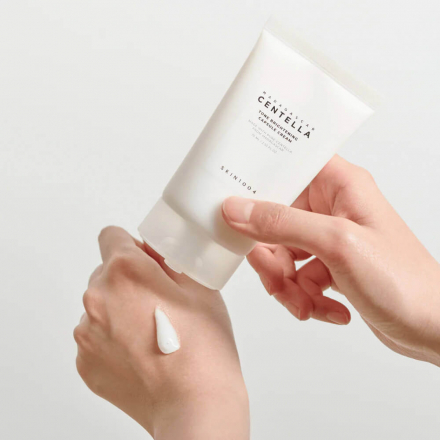 Крем для лица капсульный осветляющий с центеллой Skin1004 Madagascar Centella Tone Brightening Capsule Cream