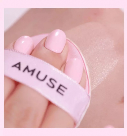 Кушон с сияющим финишем Amuse Dew Power Vegan Cushion SPF50+ PA++++ 01 Pure