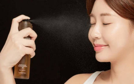 Эссенция-мист для лица концентрированная MISSHA Time Revolution Artemisia Treatment Essence Mist Type