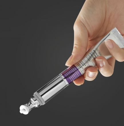 Лифтинг-крем для век массажный с микроиглами VT Cosmetics Reedle Shot Lifting Eye Cream