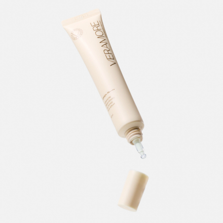 Солнцезащитная сыворотка увлажняющая Veramore Brightening Glowing Sun Serum SPF50+ PA++++