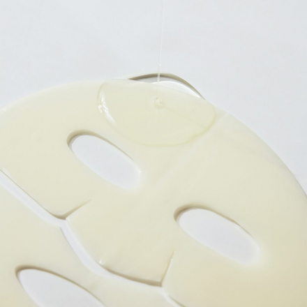 Гидрогелевая маска для сияния кожи с ниацинамидом Biodance Radiant Vita Niacinamide Real Deep Mask