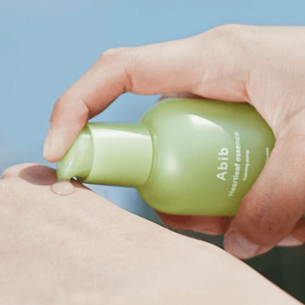 Эссенция для лица с хауттюйнией Abib Heartleaf Essence Calming Pump