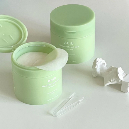 Пэды для лица успокаивающие с хауттюйнией Abib Heartleaf Spot Pad Calming Touch