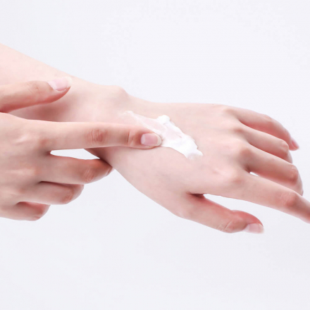 Крем для рук увлажняющий с берёзовым соком Round Lab Birch Juice Hand Cream