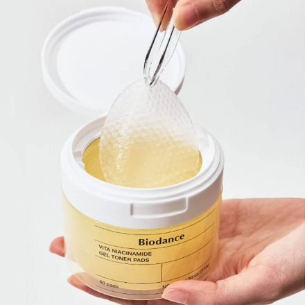 Тонер-пэды гелевые с ниацинамидом Biodance Vita Niacinamide Gel Toner Pads
