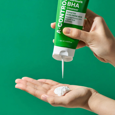 Пенка очищающая для проблемной кожи Nine Less A-Control Heartleaf &amp; BHA Cleanser