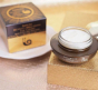 Крем для глаз антивозрастной с муцином королевской улитки FarmStay Escargot Noblesse Intensive Eye Cream