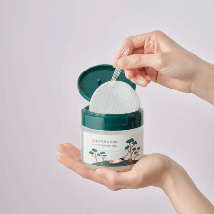 Пэды для лица с экстрактами сосны и центеллы для проблемной кожи Round Lab Pine Cica Pad