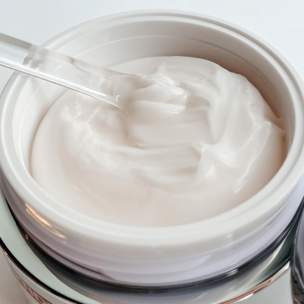 Лифтинг-крем для лица антивозрастной с пептидами Medi-Peel Peptide 9 Volume &amp; Tension Tox Cream