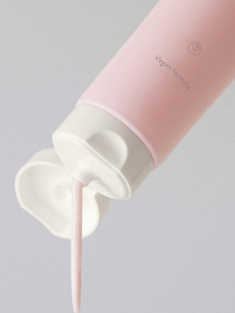 Крем - пенка для умывания Aromatica Rose Absolute Cream Cleanser